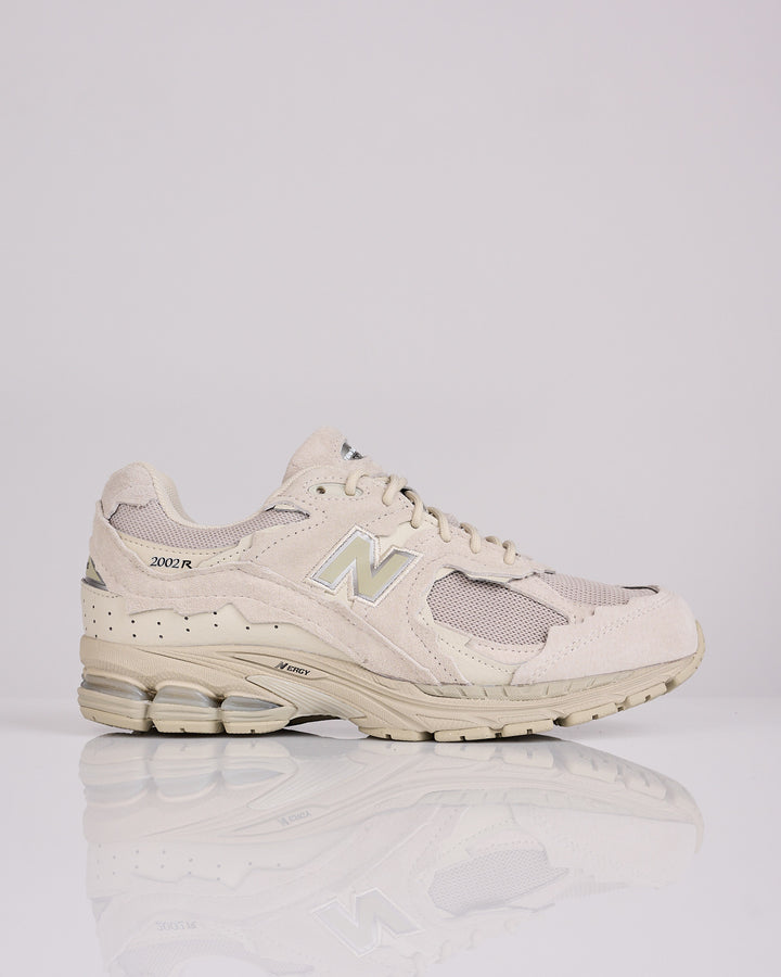 New Balance 2002D GORE-TEX Shipyard Silver