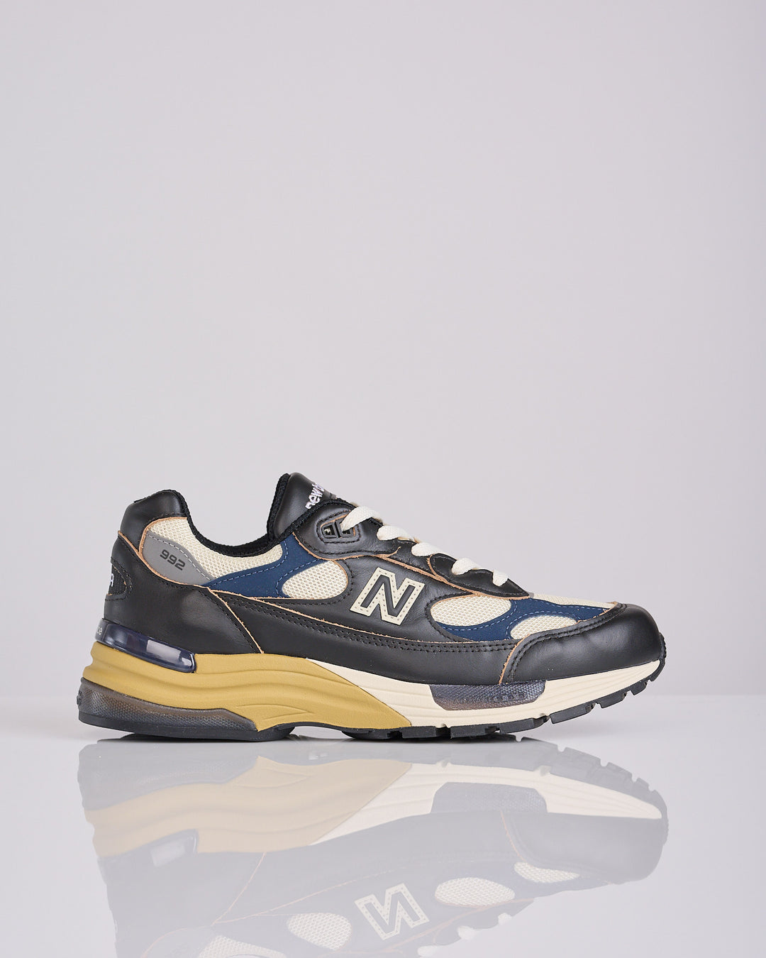 New Balance MiUSA 992 Black Turtledove Navy