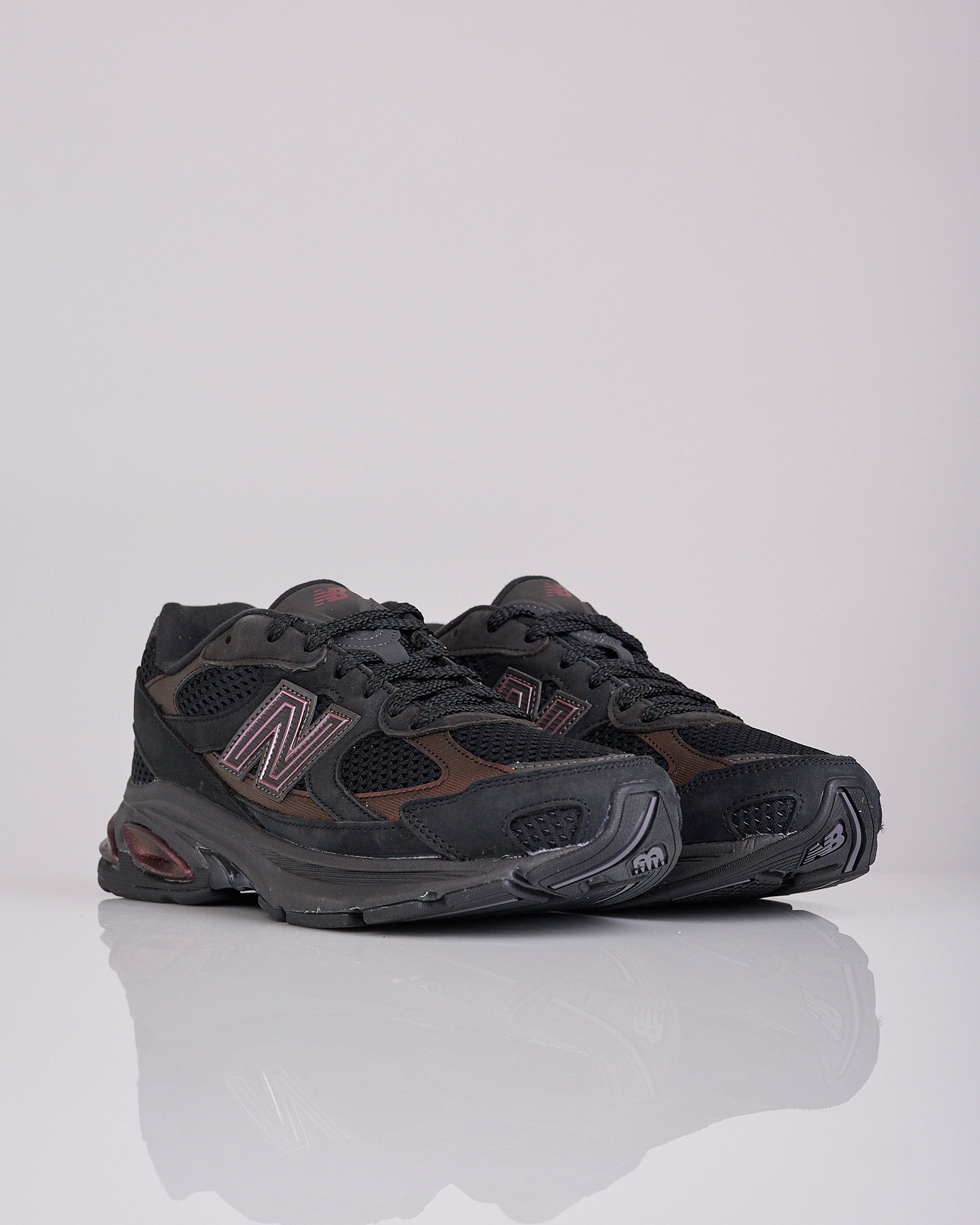 New Balance ABZORB 2010 Black Iridescent – LESS 17