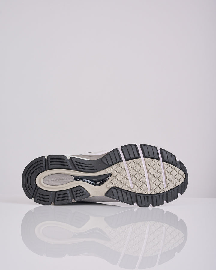 New Balance MiUSA 990v4 Grey