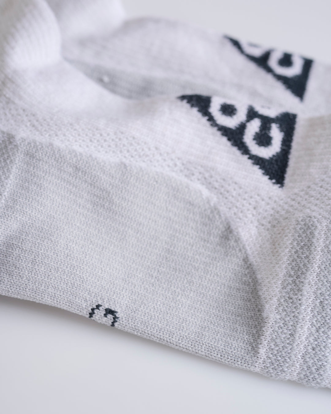 Nike ACG Outdoor Cushioned Crew Socks Summit White / Light Smoke Grey