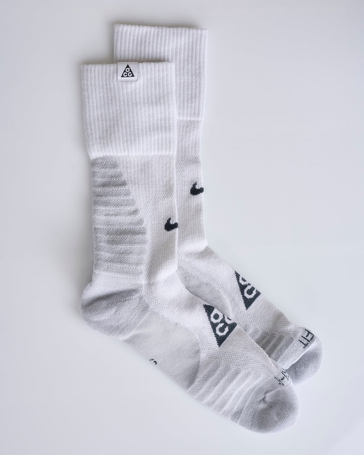 Nike ACG Outdoor Cushioned Crew Socks Summit White / Light Smoke Grey