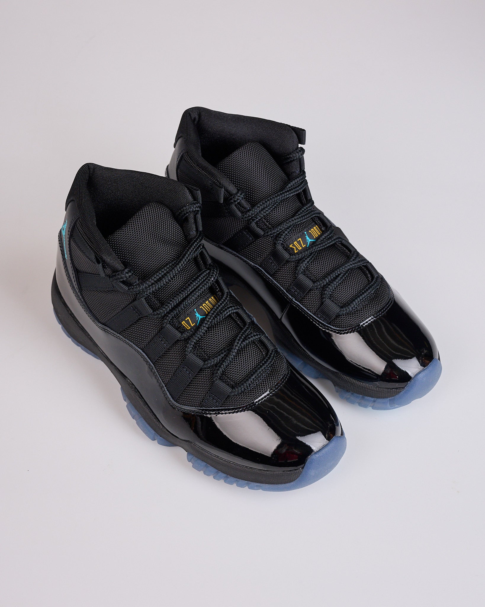 air jordan 11 black gamma blue