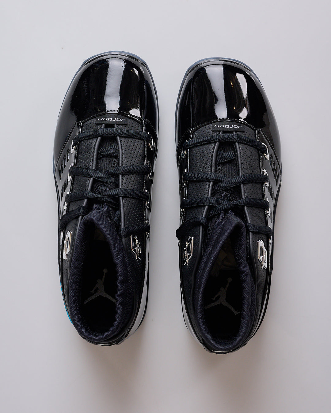 Nike Air Jordan 17 Low SP Black Black-Metallic Silver IV7640-001