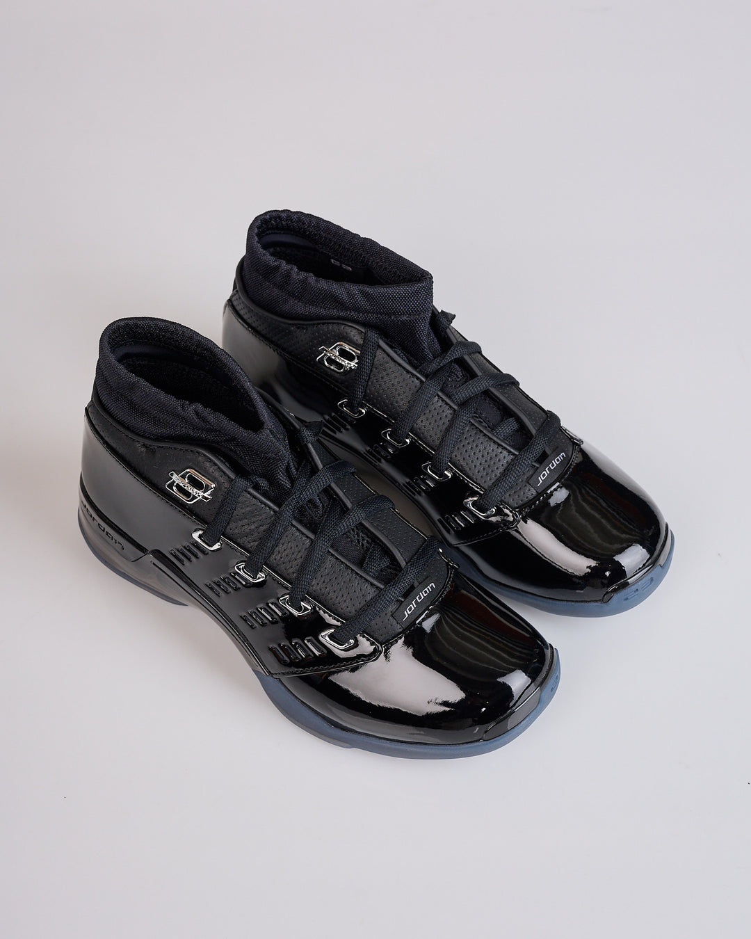 Nike Air Jordan 17 Low SP Black Black-Metallic Silver IV7640-001