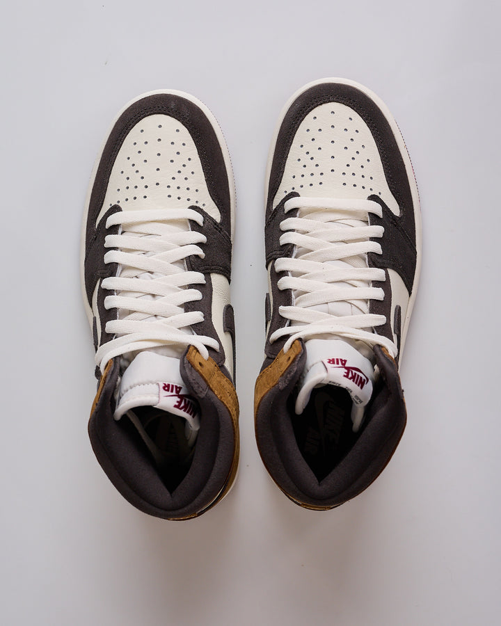 Nike Air Jordan 1 Retro High Og "Love Letter" Shadow Brown Team Red-Lt British Tan DZ5485 201