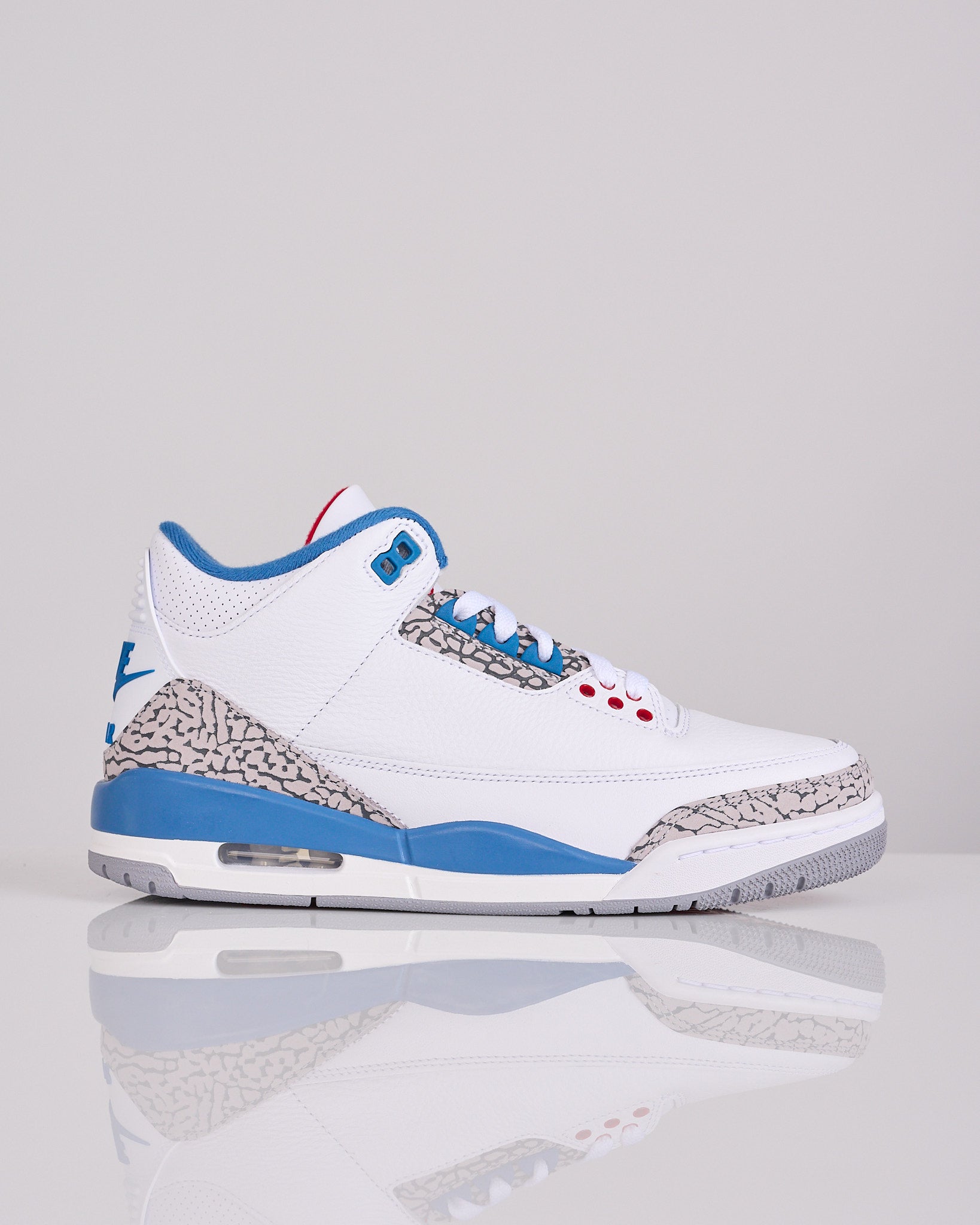 Nike Air Jordan 3 Retro 
