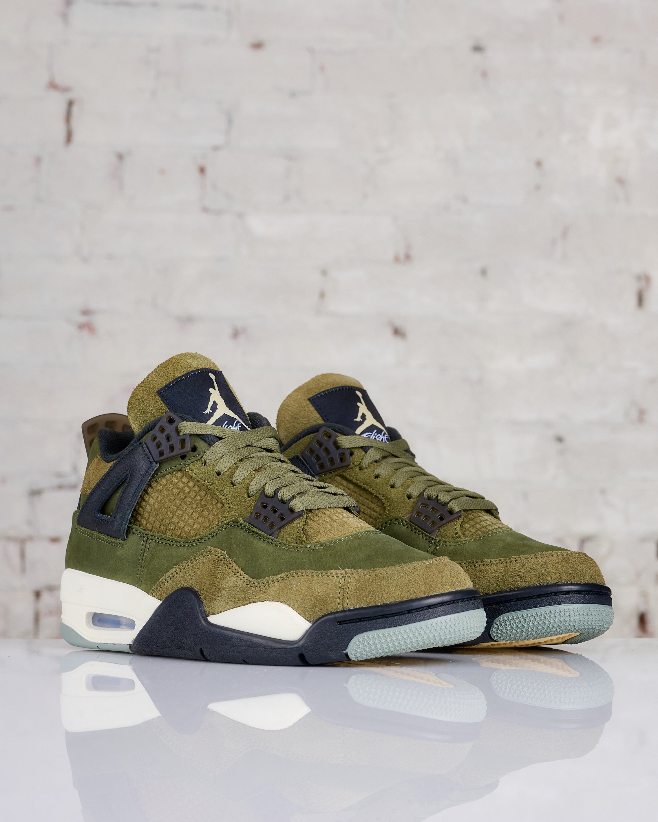 Nike Men's Air Jordan 4 Retro SE Craft Medium Olive/Pale Vanilla