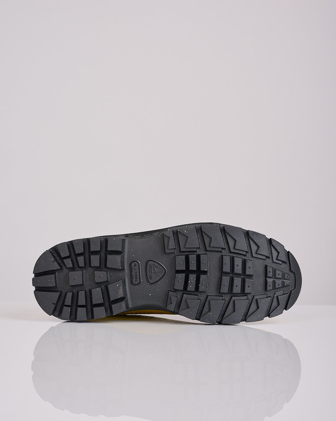 Nike Air Max Goadome Low "Croc" Vivid Sulfur Black IV4517 700