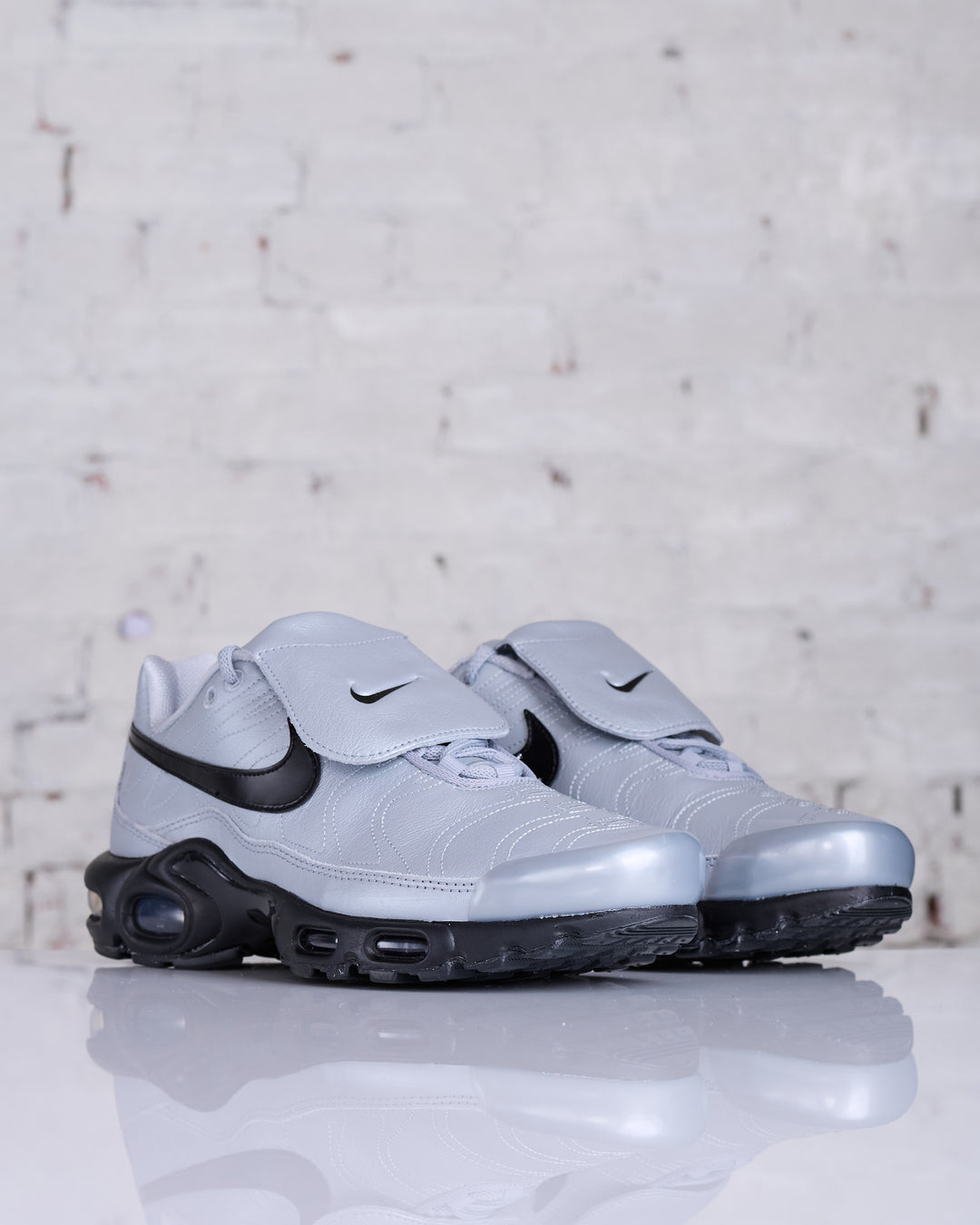 Nike Men's Air Max Plus Wolf Grey/Black-Metallic Silver