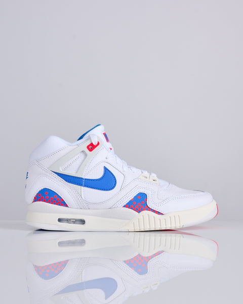 Ichi ② Air Tech Challenge 2 Sneaker in White/Royal Blue/Laser