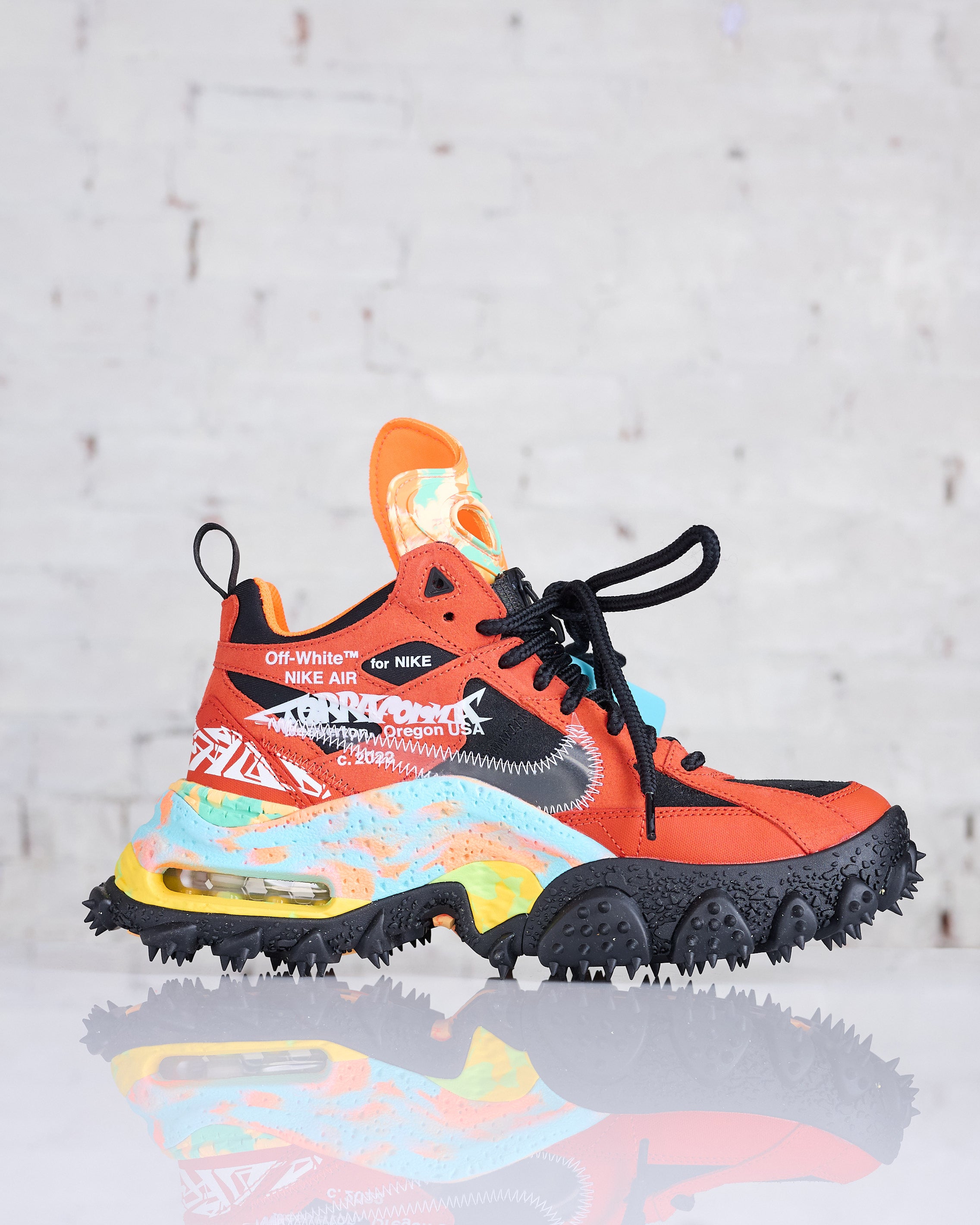 Off white hotsell orange nikes