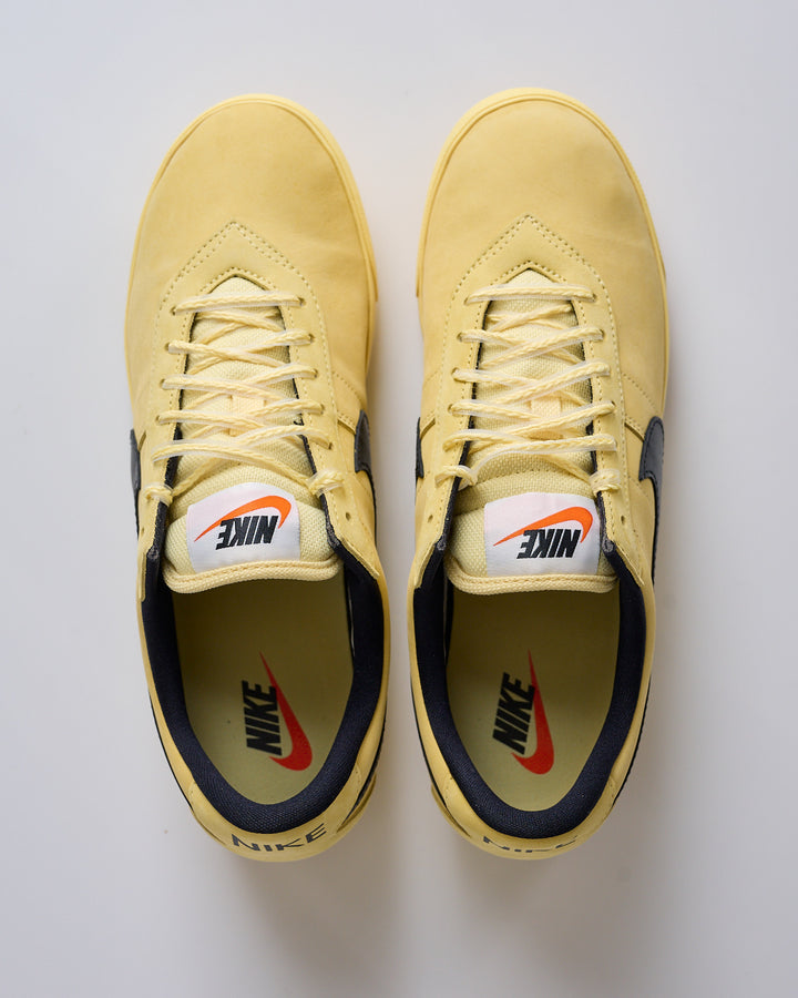 Nike Astrograbber Soft Yellow Black-Sail-Safety Orange IH2341 700