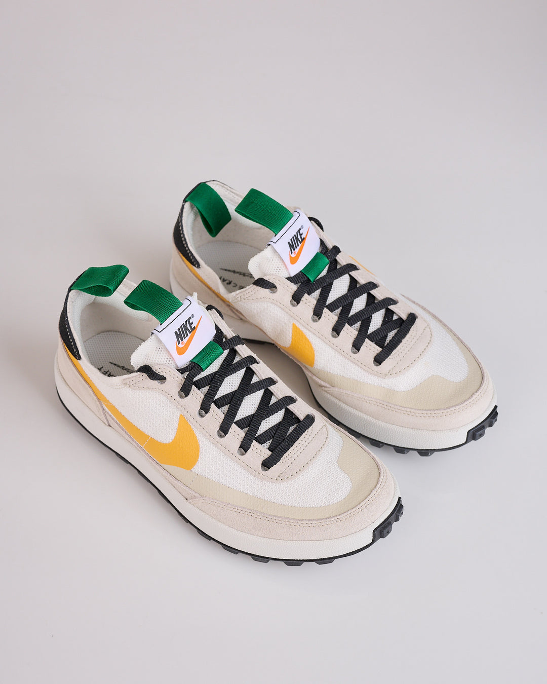 NikeCraft General Purpose Shoe Summit White Pine Green-University Gold DA6672 100