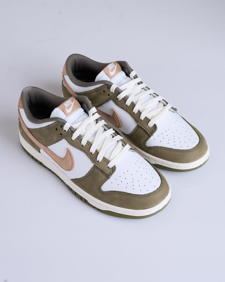 Nike Men's Dunk Low Retro Premium Medium Olive/Hemp-Summit White-Sail