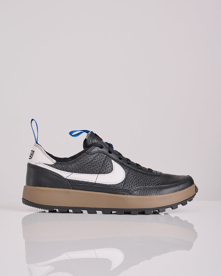 Nike General Purpose Shoe Black White-Team Royal-Team Orange
