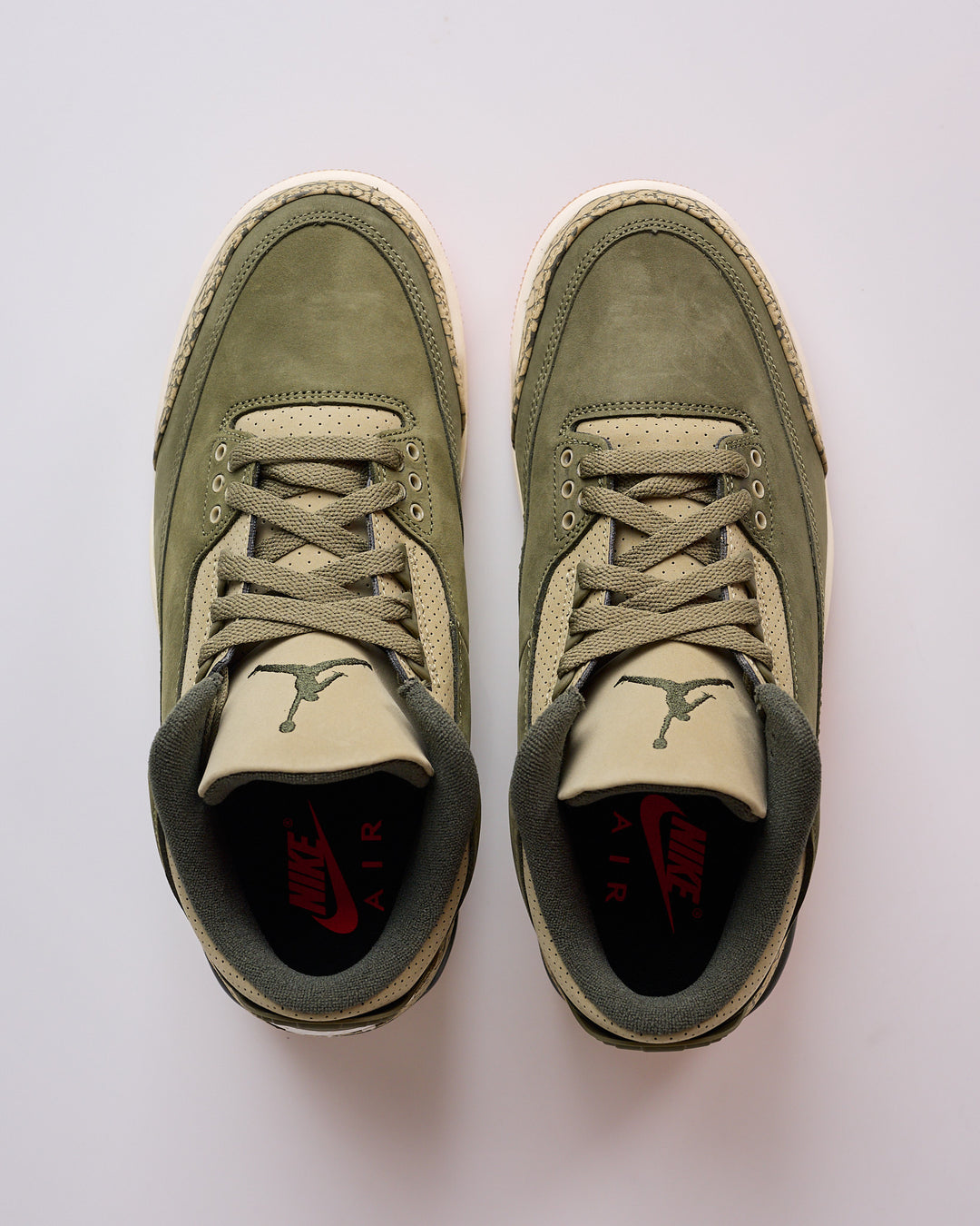 Air Jordan 3 Retro Medium Olive DN3707 202