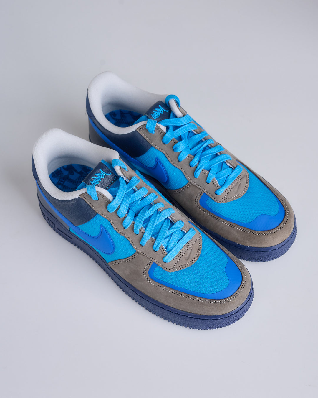 Nike Men's Air Force 1 Low SP Soft Grey Varsity Royal-Harbor Blue HF5516 001