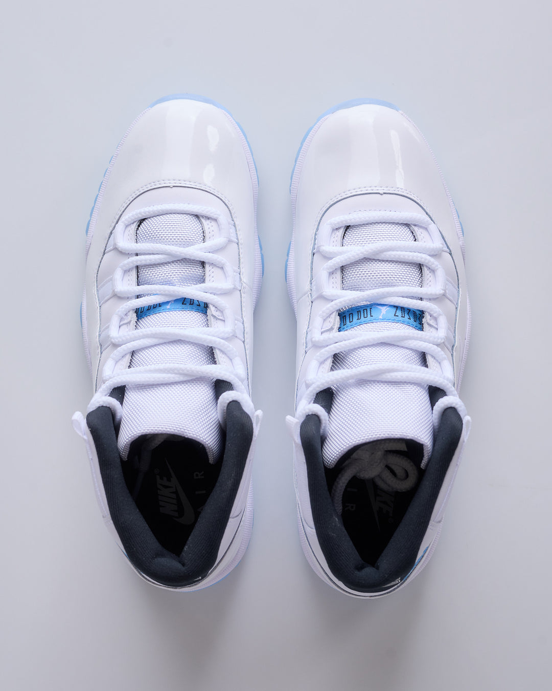 Nike Men's Air Jordan 11 Retro "Legend Blue" White Legend Blue-Black CT8012 104