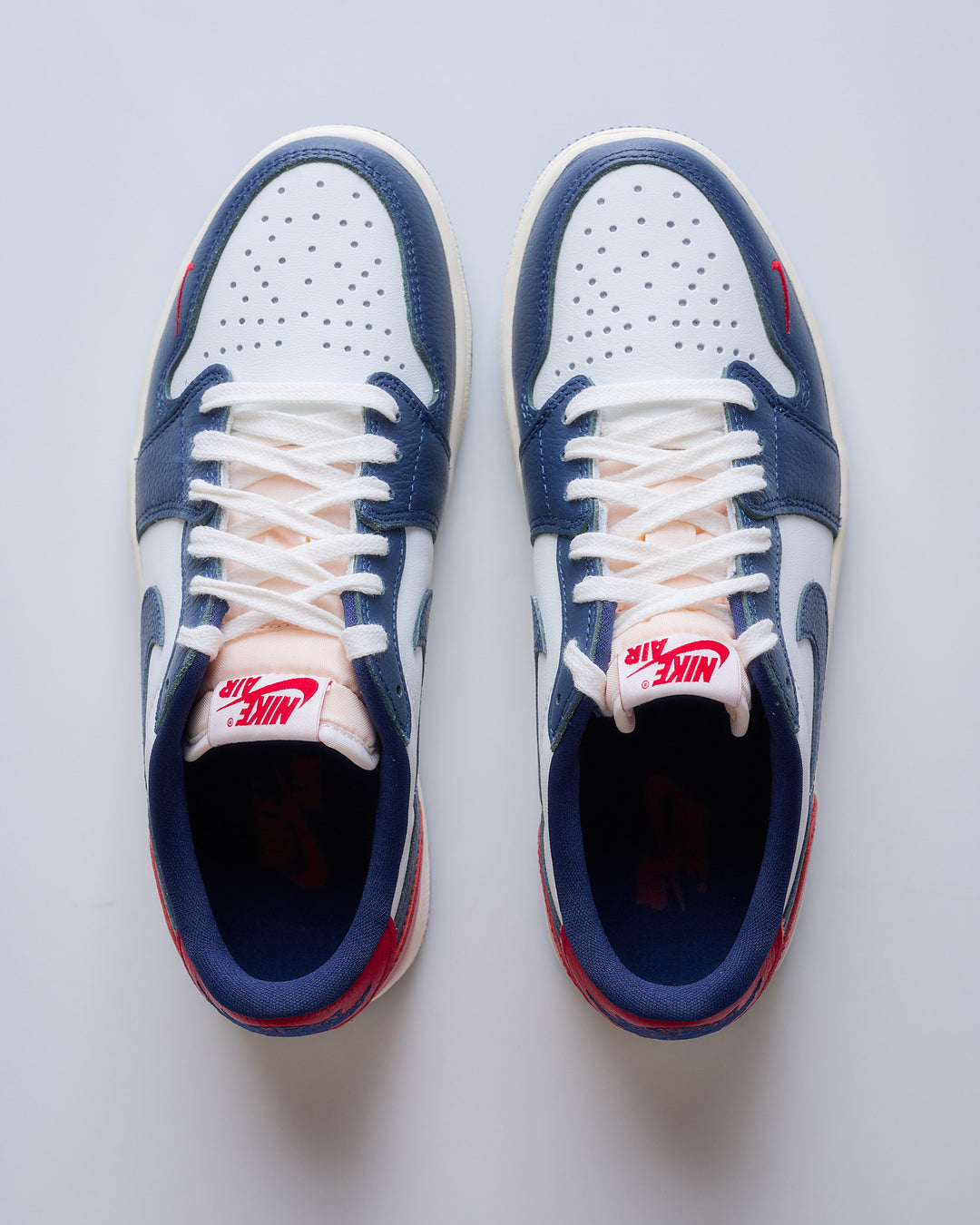 Nike Men's Air Jordan 1 Retro Low Summit White Gym Red-Midnight Navy