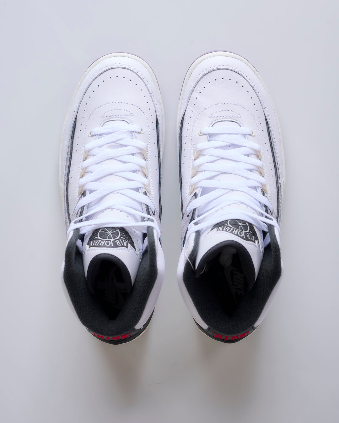 Nike Men's Air Jordan 2 Retro White Fire Red-Black-Sail