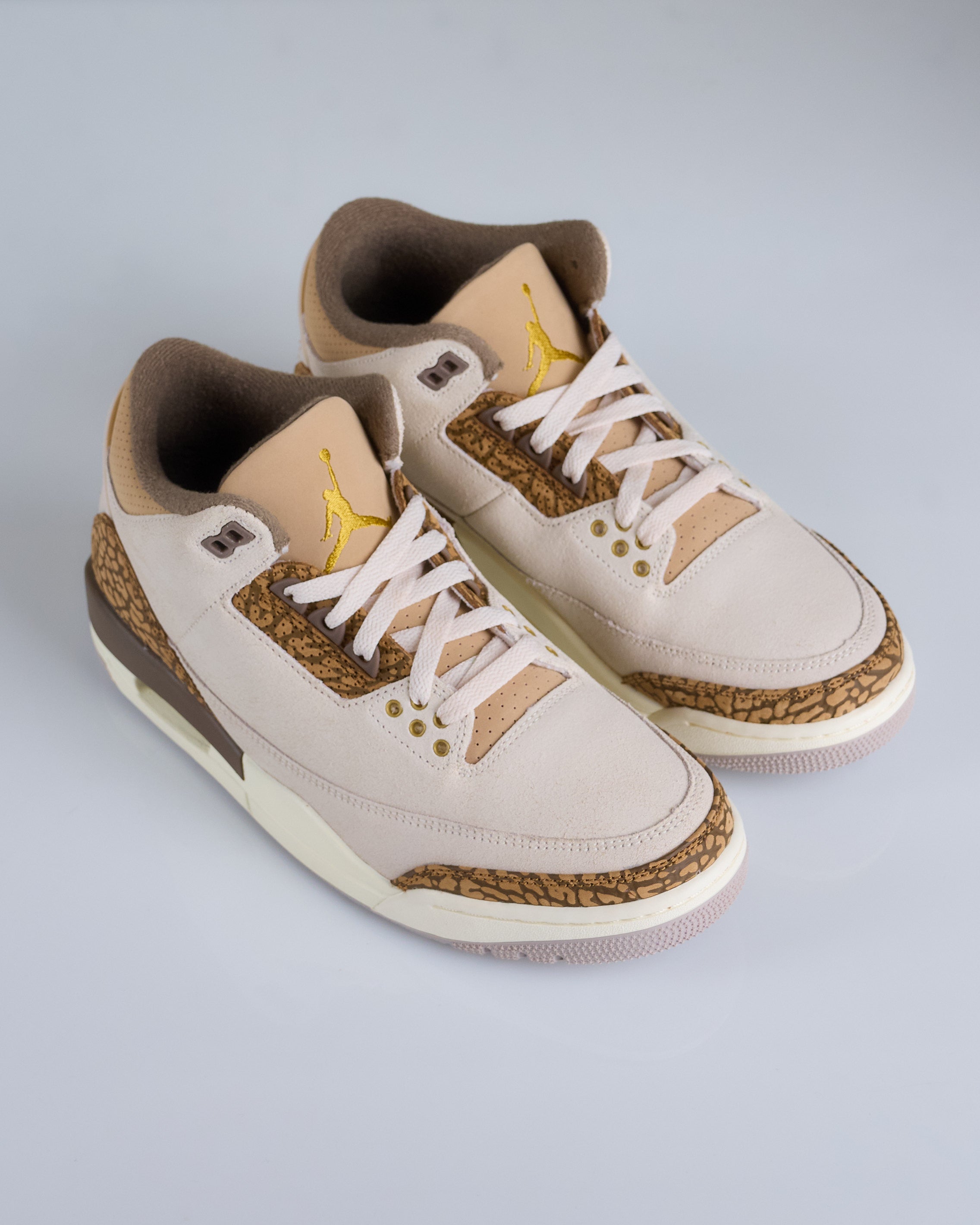 Nike Men's Air Jordan 3 Retro Lt Orewood Brown/Metallic Gold