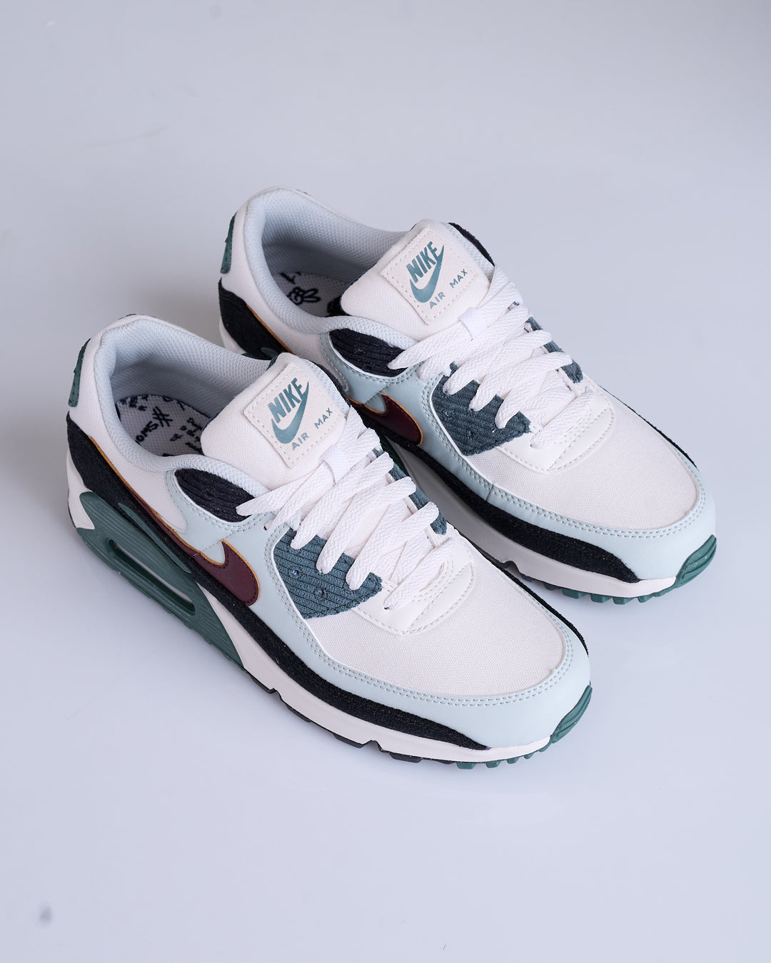 Nike Men's Air Max 90 Premium Phantom/Burgundy Crush-Vintage Green