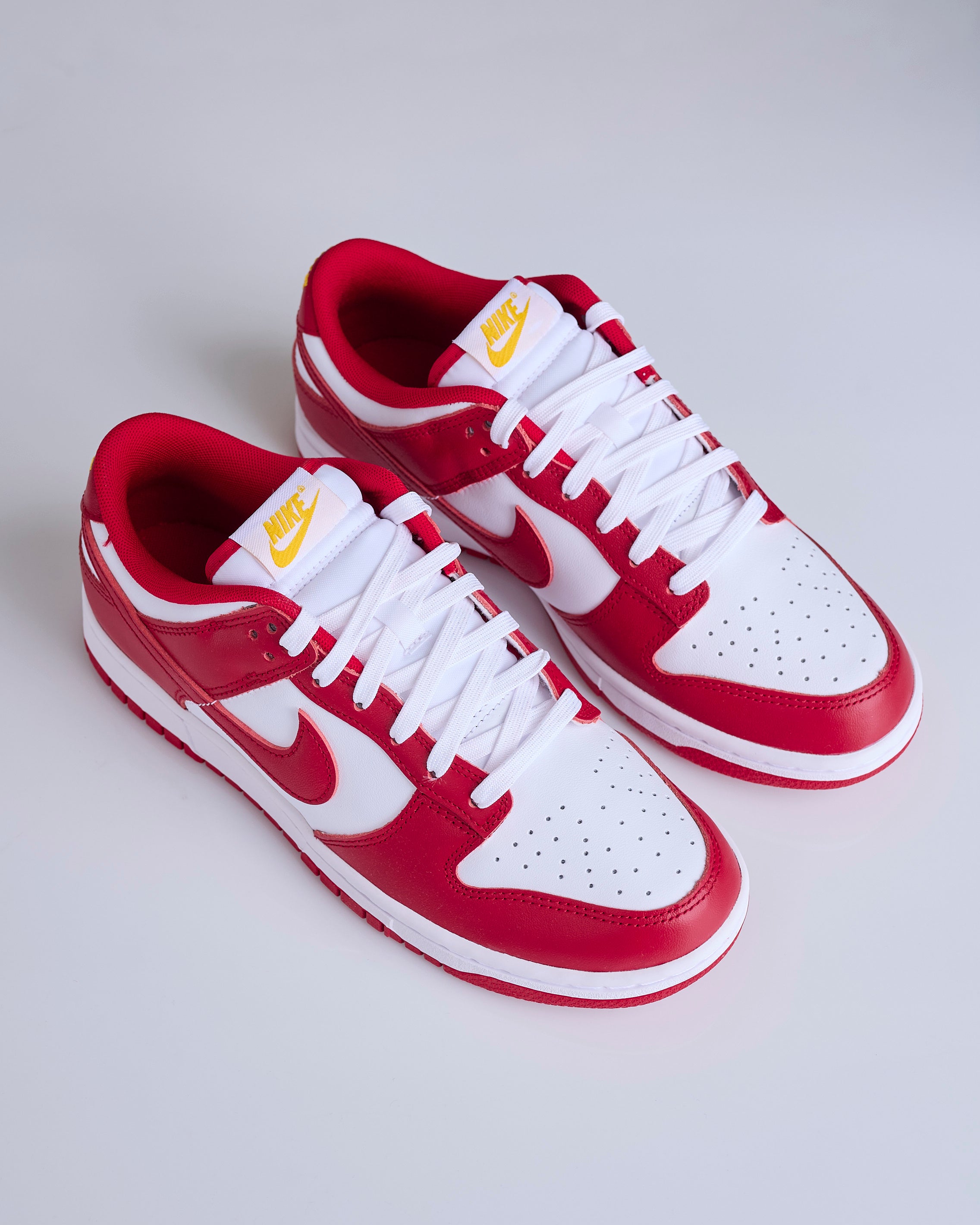 Nike Men's Dunk Low Retro Gym Red Gym Red-White-University Gold