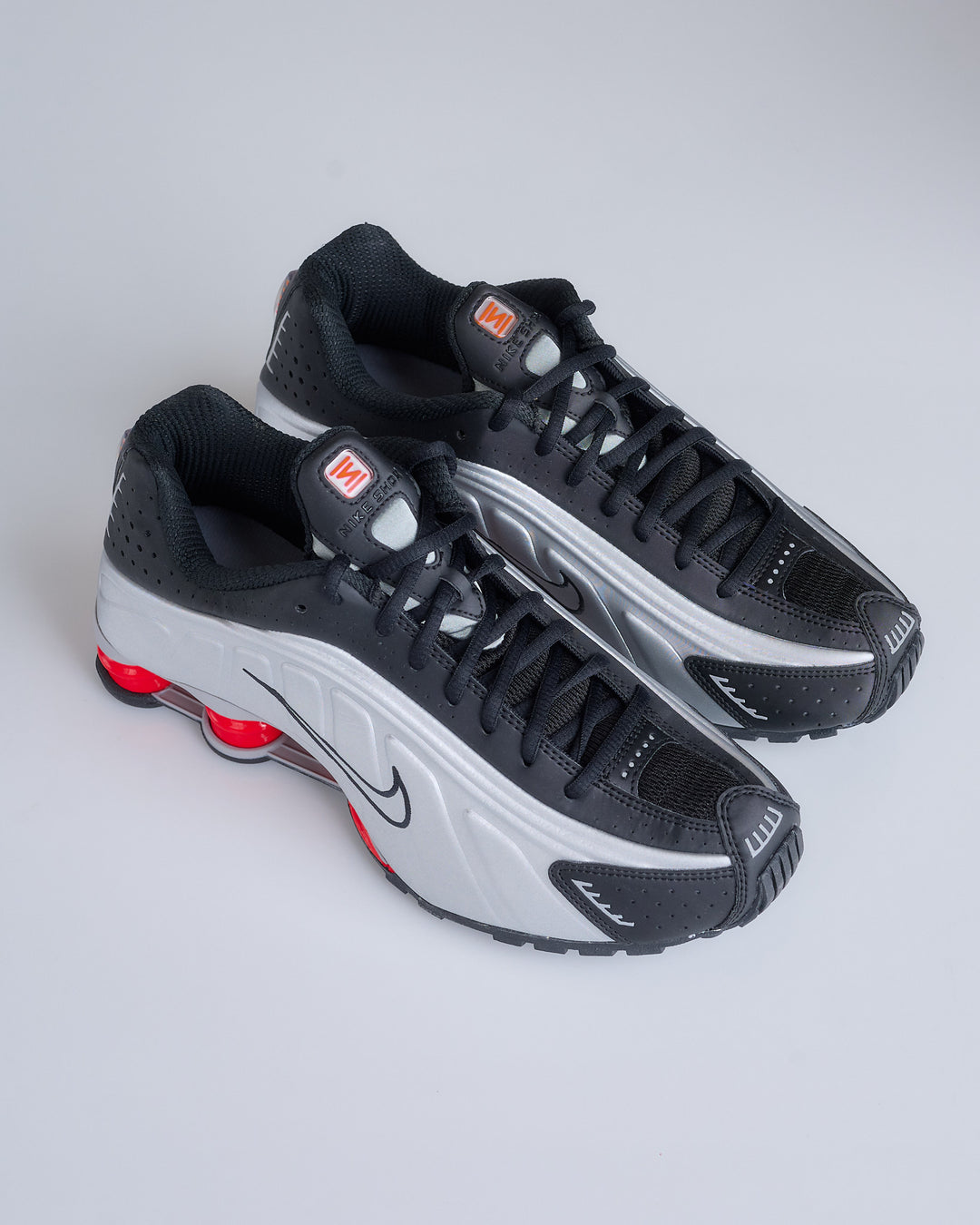 Nike Men's Shox R4 Black Metallic Silver-Max Orange