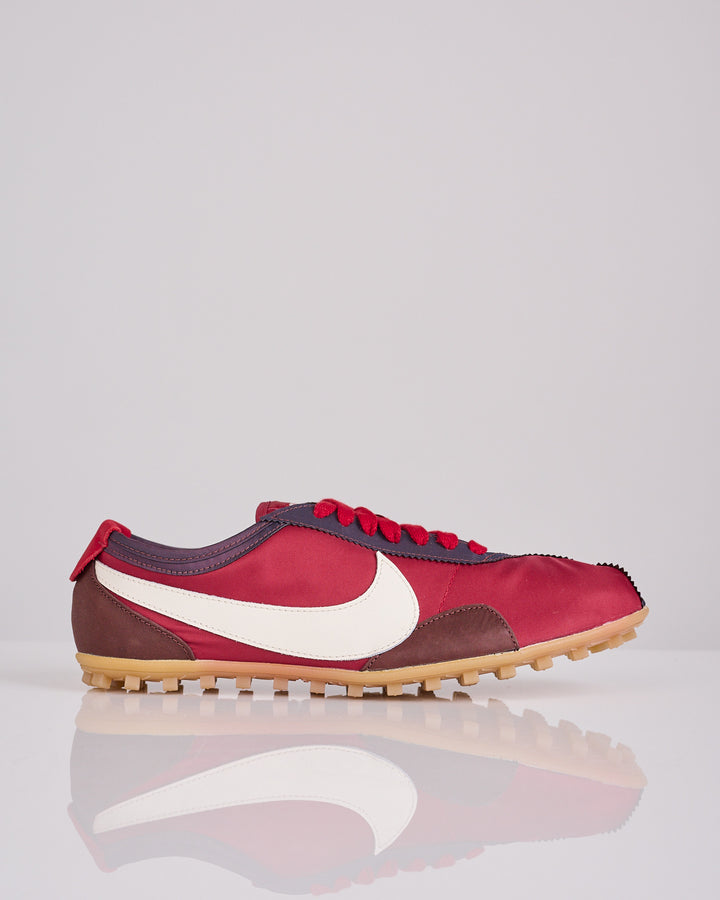 Nike Moon Shoe OG Tough Red Sail Mystic Dates IX3952 600