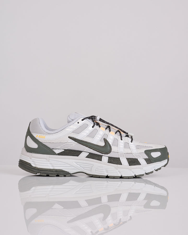 Nike P-6000 Grey Fog Newsprint-Photon Dust HQ3818 002
