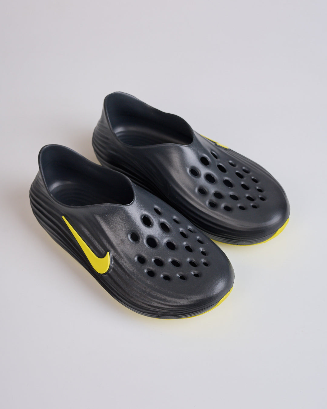 Nike ReactX Rejuven8 Dk Smoke Grey Lightening-Black HV5060-010