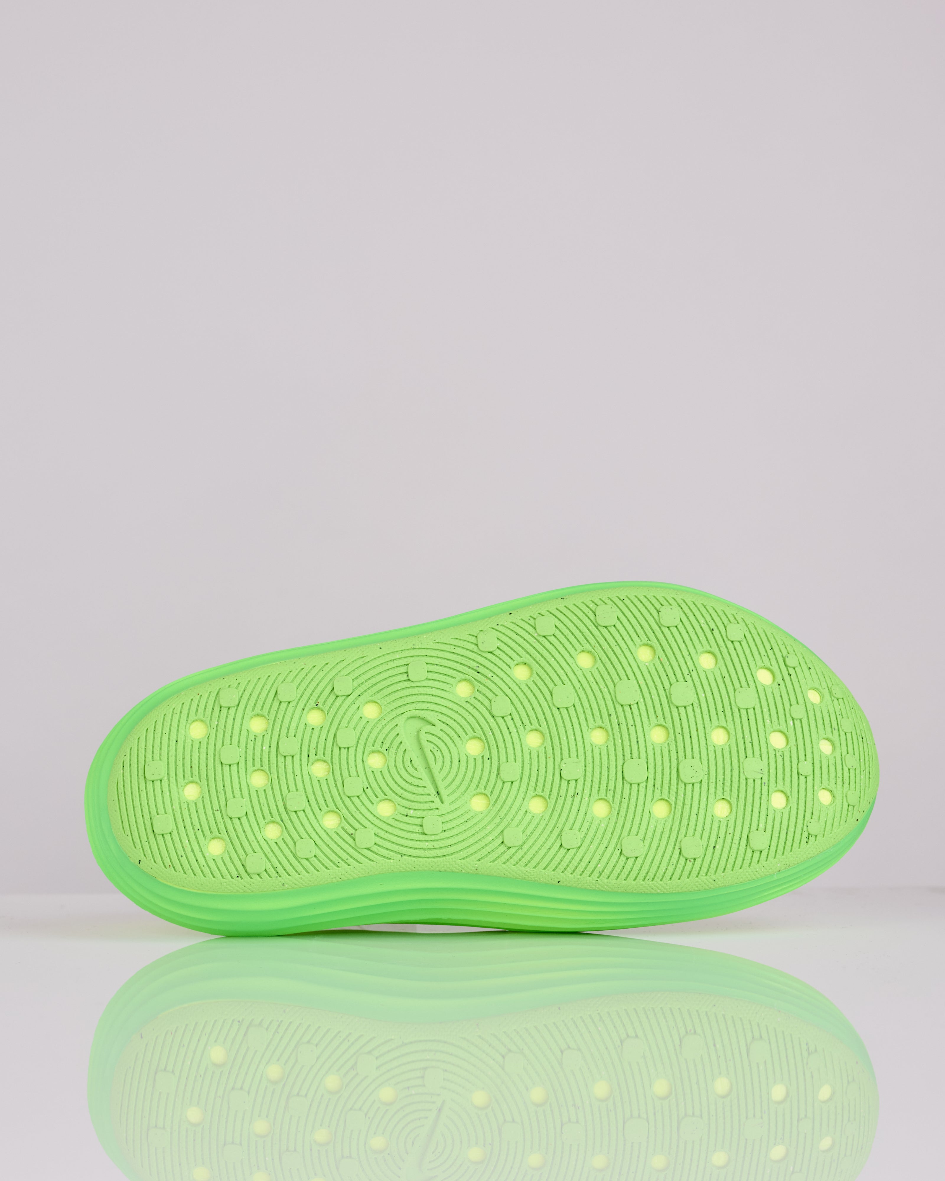 Nike ReactX Rejuven8 Green Strike/Black-Volt – LESS 17