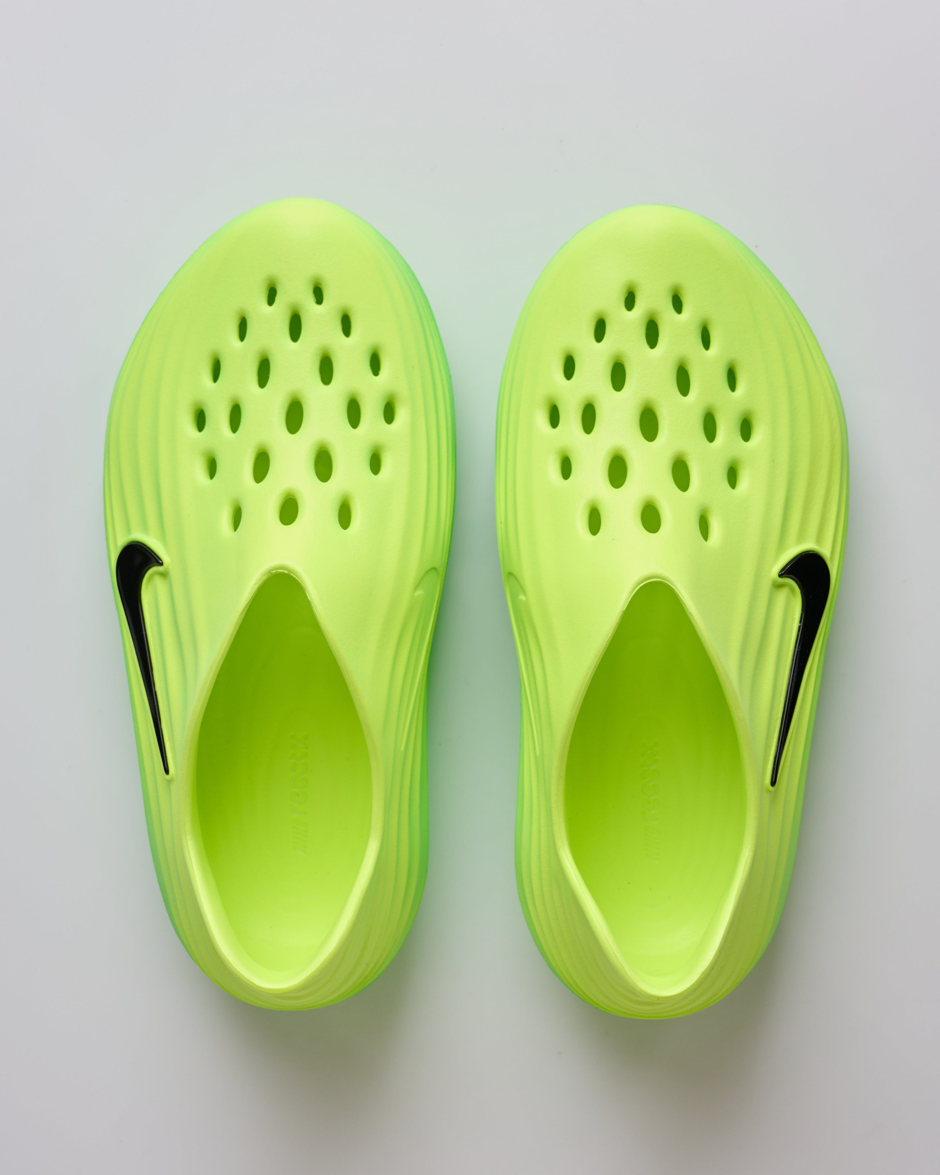 Nike ReactX Rejuven8 Green Strike/Black-Volt – LESS 17