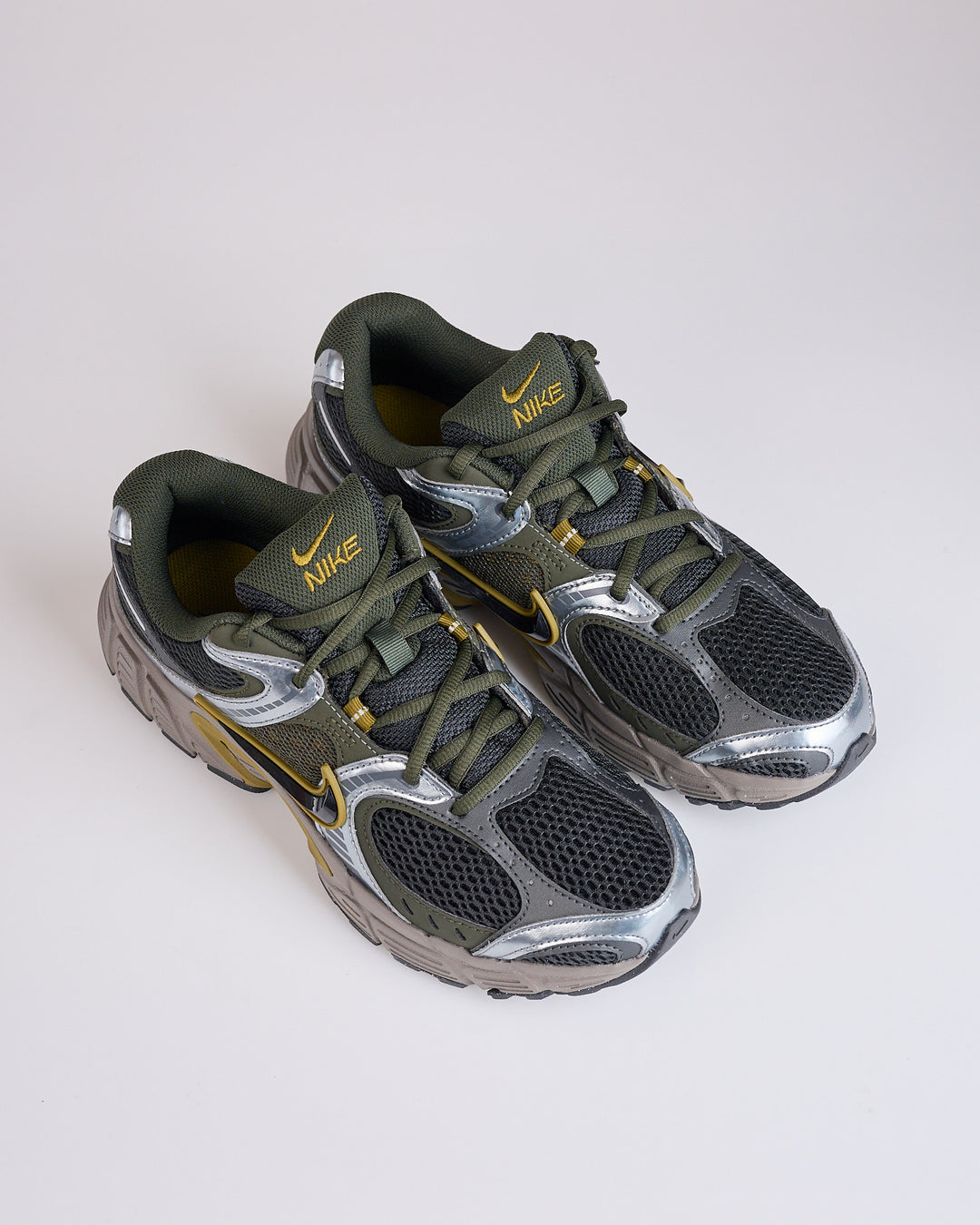 Nike V5 RNR Olive Flak Black-Sequoia-Smoke Grey HJ5228-300