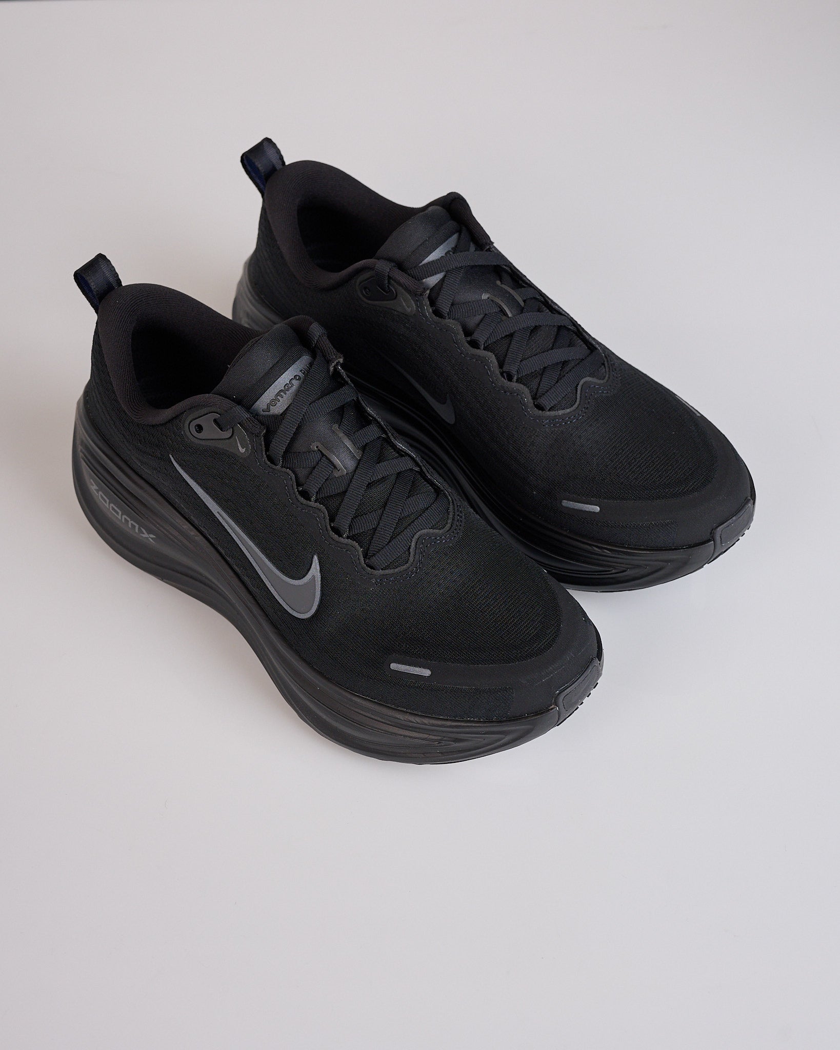 Nike Vomero Plus Black Dk Smoke Grey-Mtlc Dark Grey HV8150 003