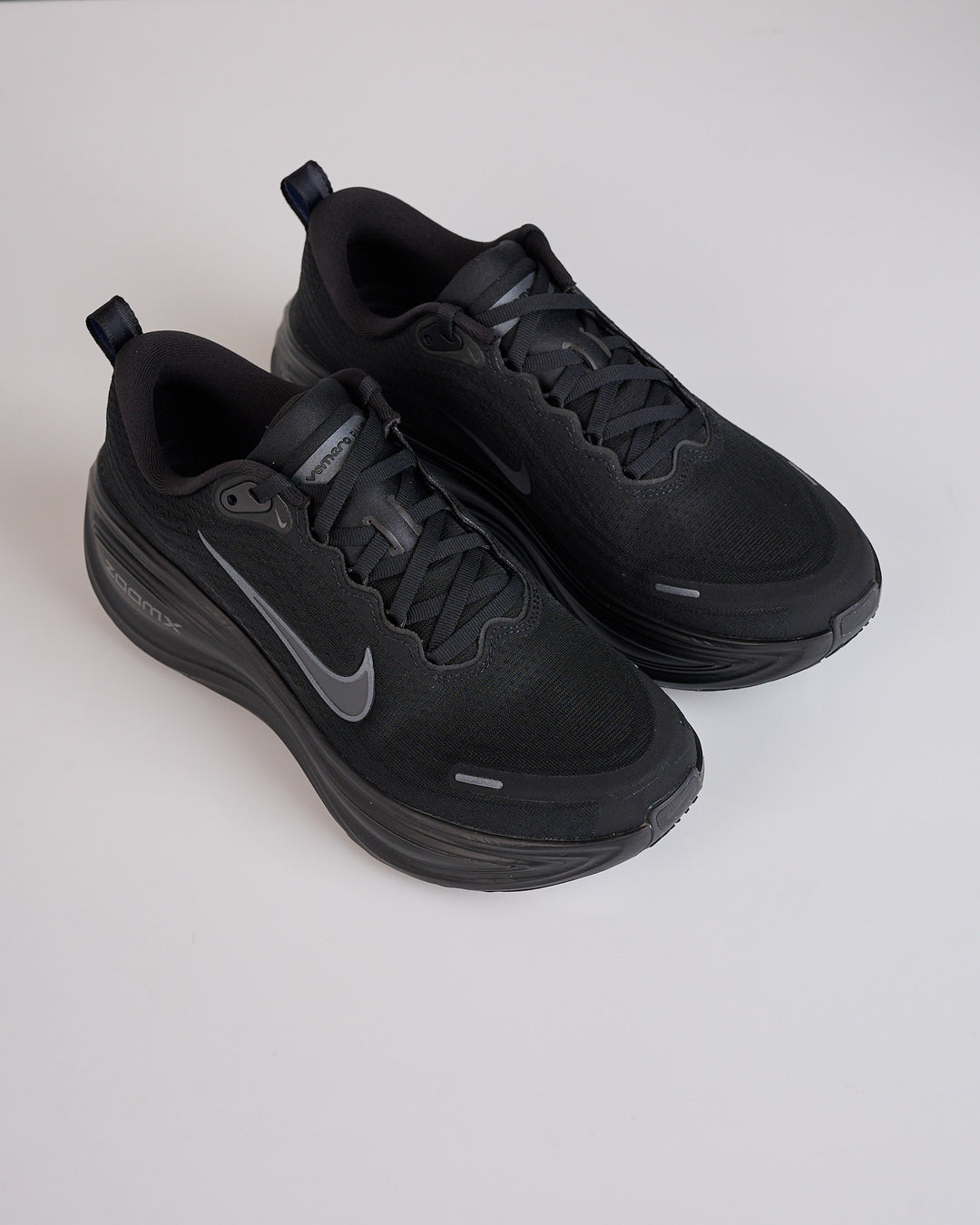 Nike Vomero Plus Black Dk Smoke Grey-Mtlc Dark Grey HV8150 003