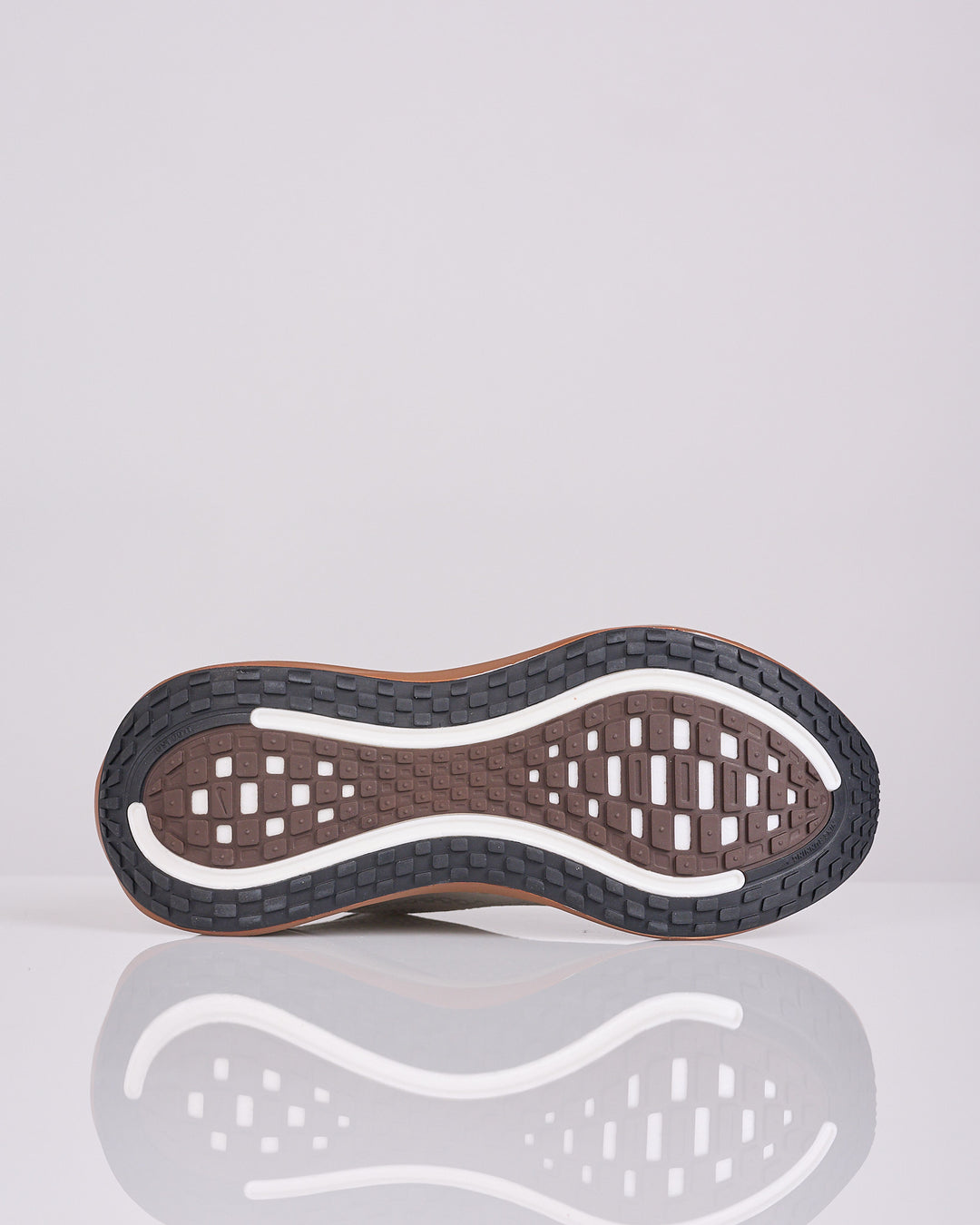 Nike Vomero Plus Off Sail Pecan-Caldera Brown-Black IO4482 100