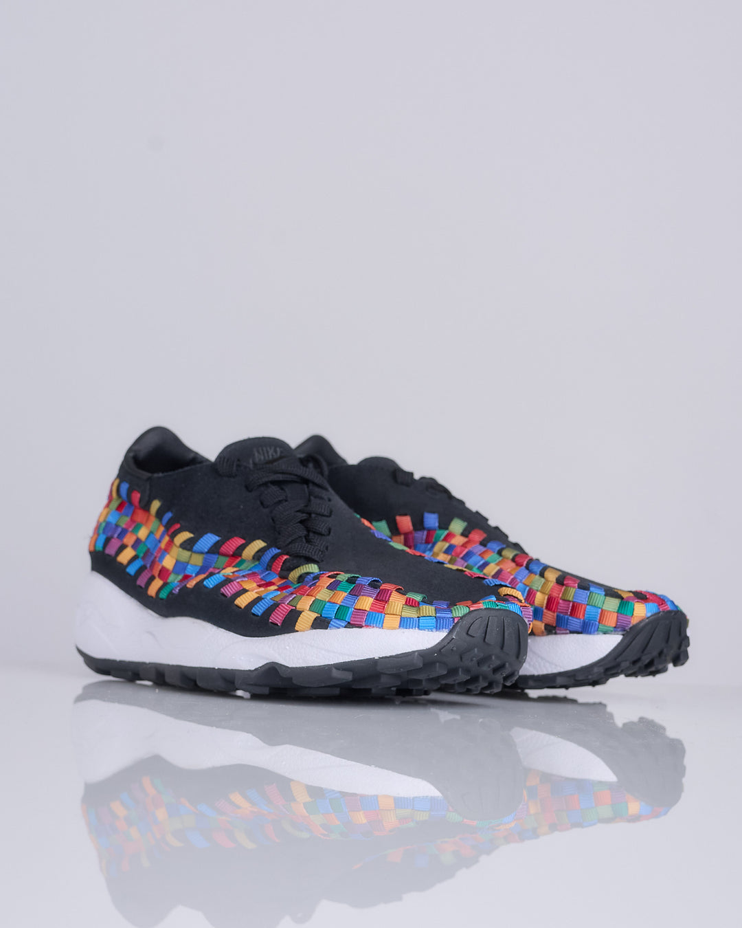 Nike Women's Air Footscape Woven Black Black-White – LESS 17