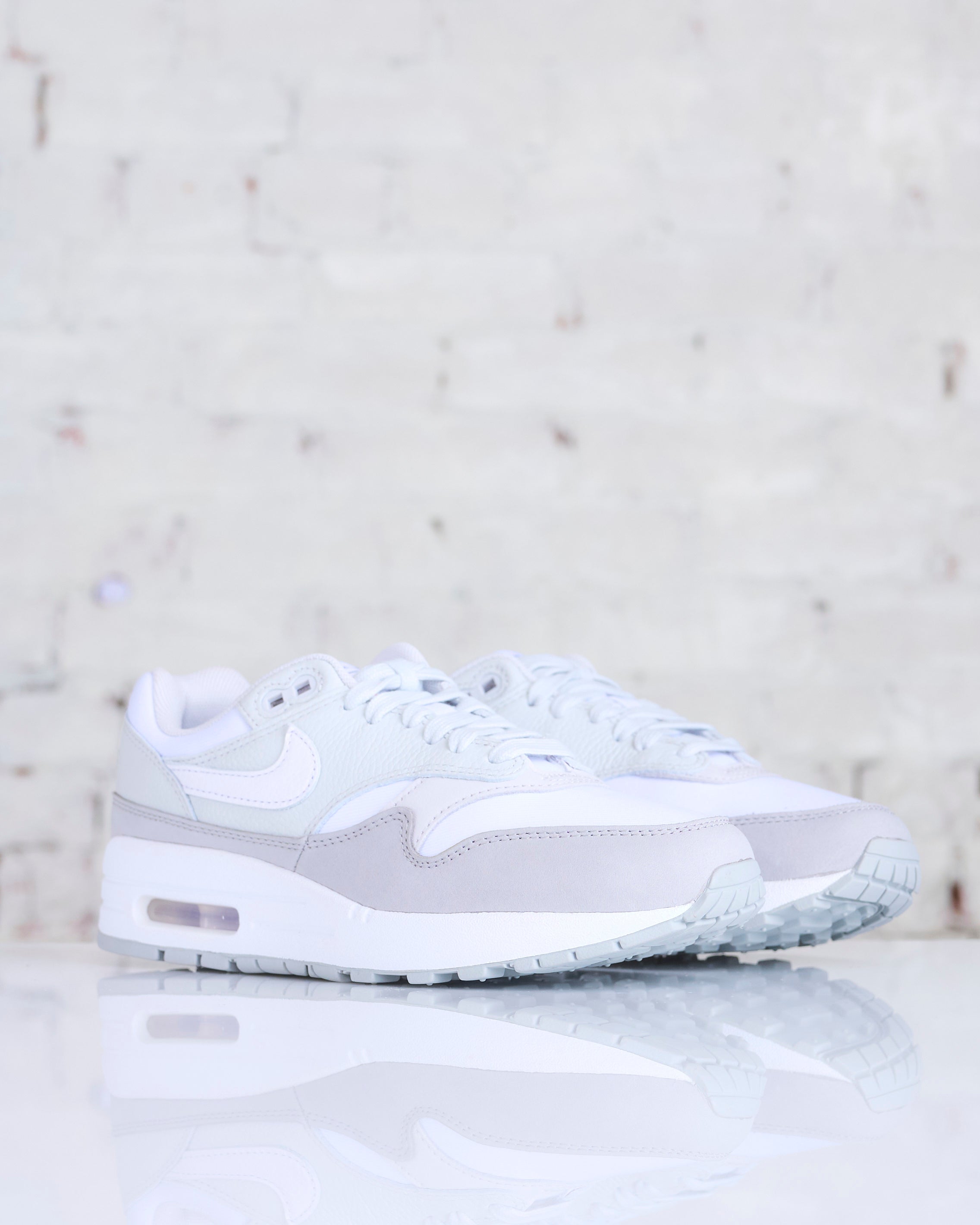 Nike Women's Air Max 1 '87 LX NBHD Photon Dust / White-Lt Smoke Grey