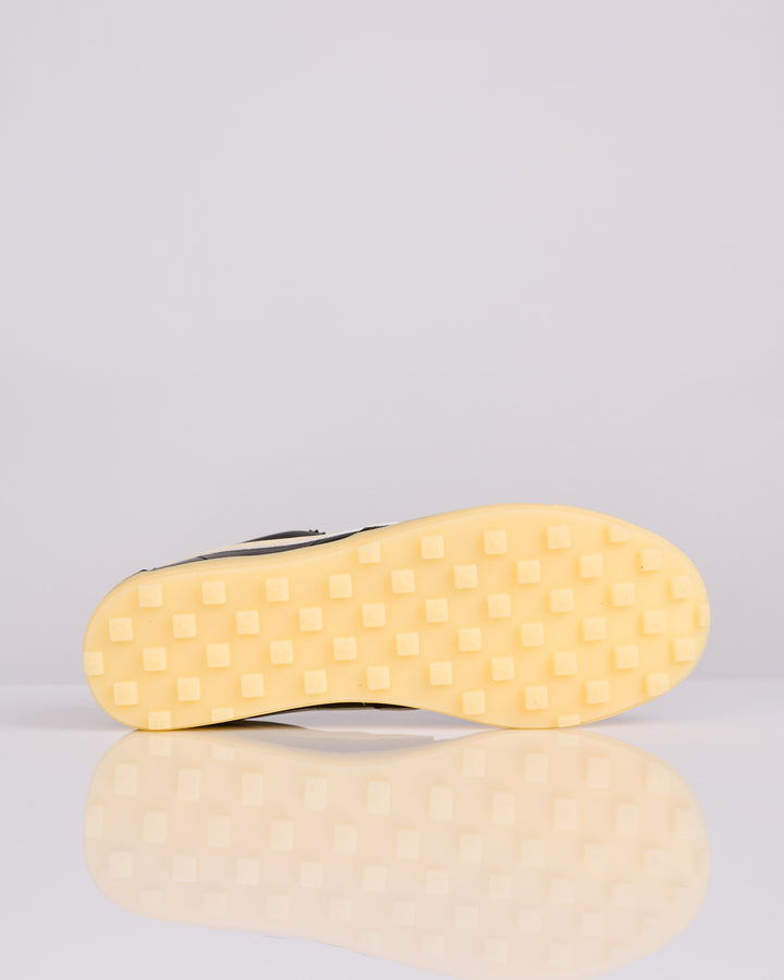 Nike Women's Astrograbber Leather Black Muslin-Sail II1259 001