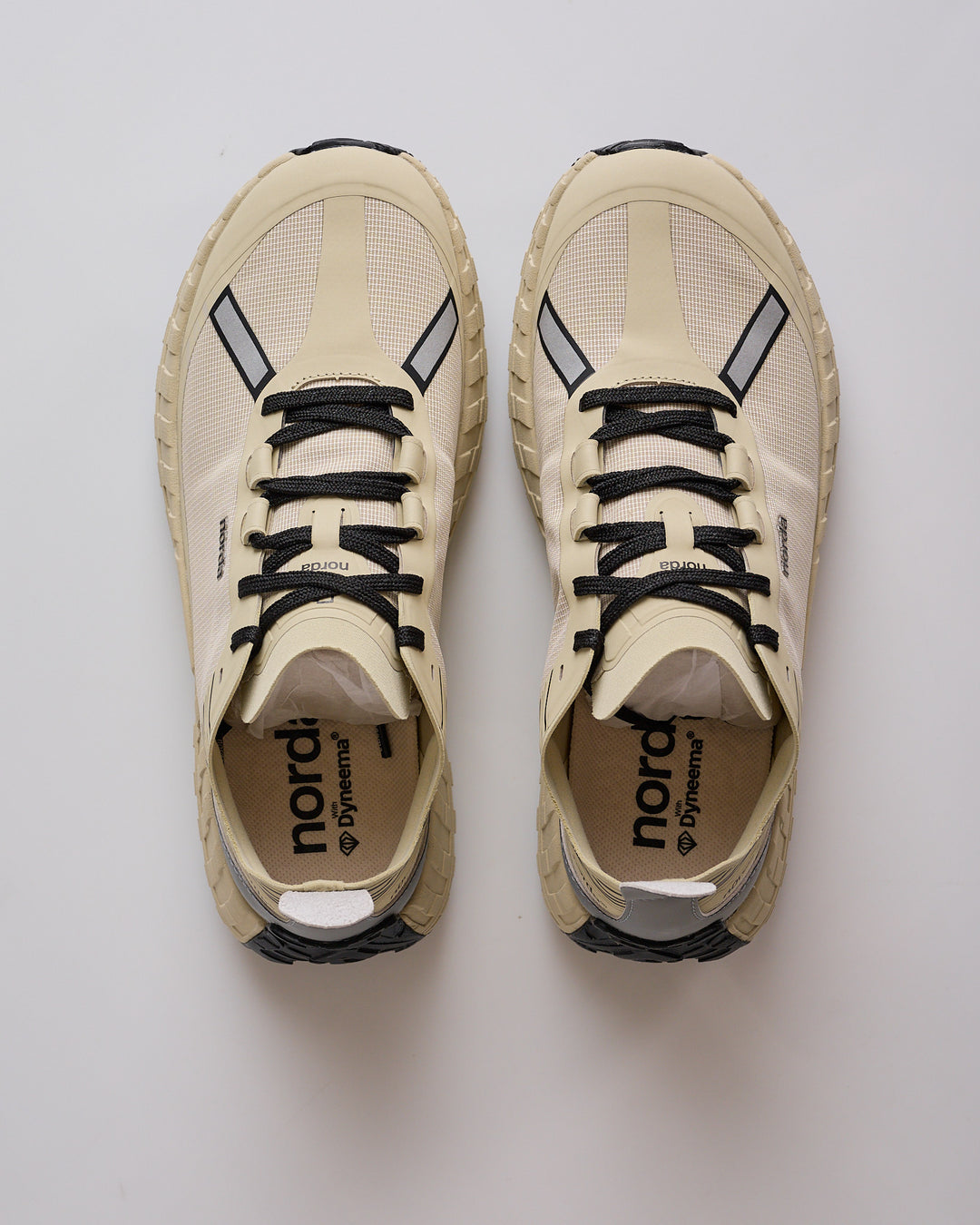 Norda 001A Almond