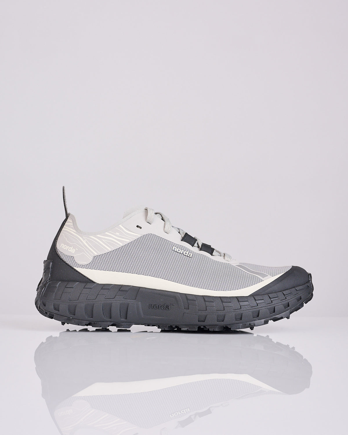 Norda 001A Pewter – LESS 17