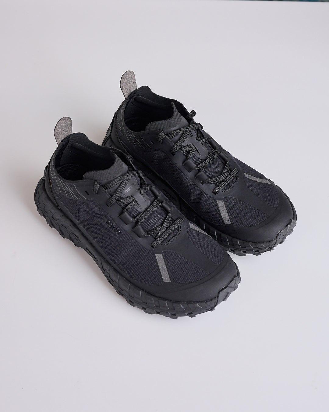 Norda 001A Stealth Black