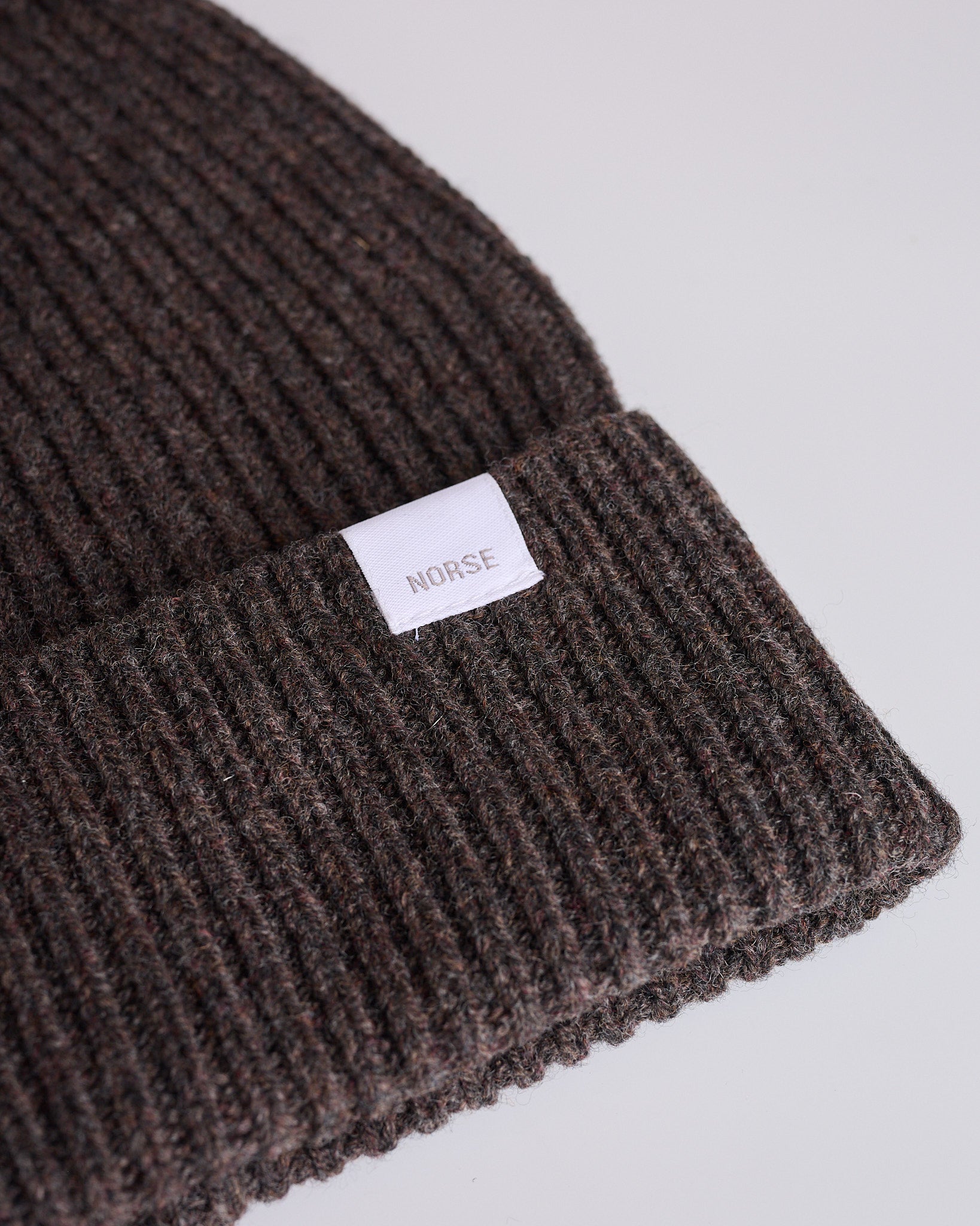 Norse Projects Standard Merino Lambswool Beanie Heathland Brown