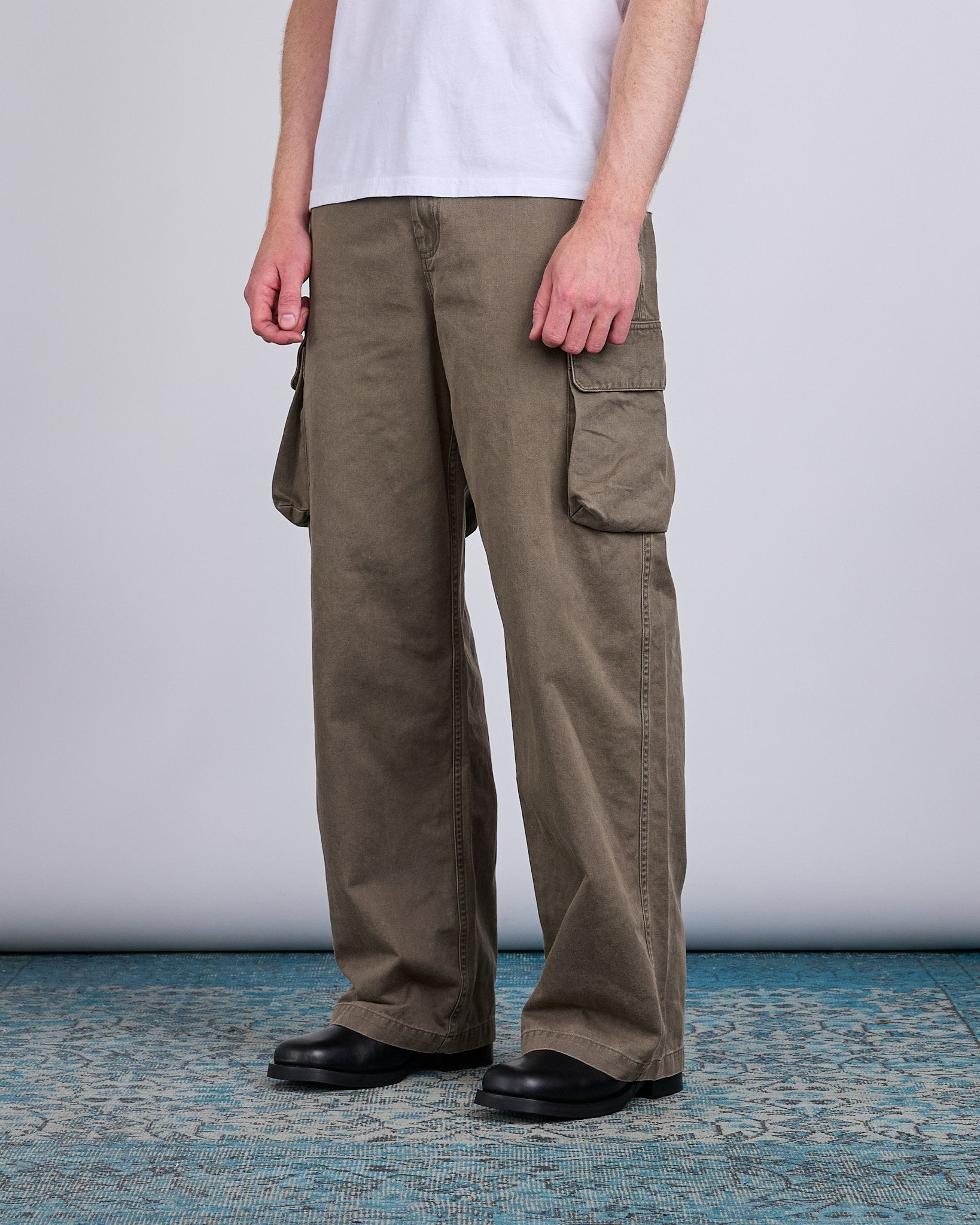 パンツ our legacy 22ss trekking cargo 46 Our Legacy - Trekking Cargo Army Green High Twist Solaro