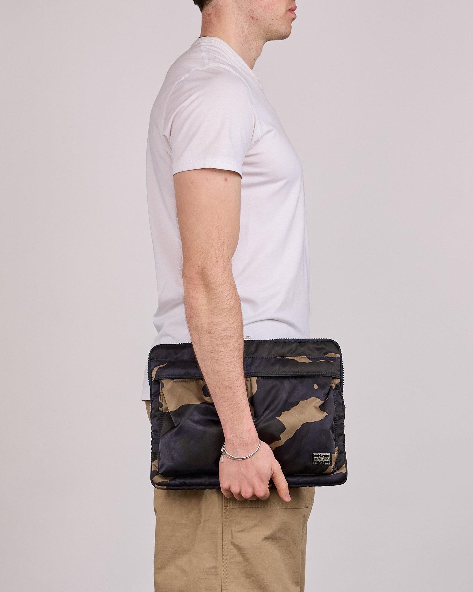 Porter Counter Shade Document Case Woodland Khaki Camo – LESS 17
