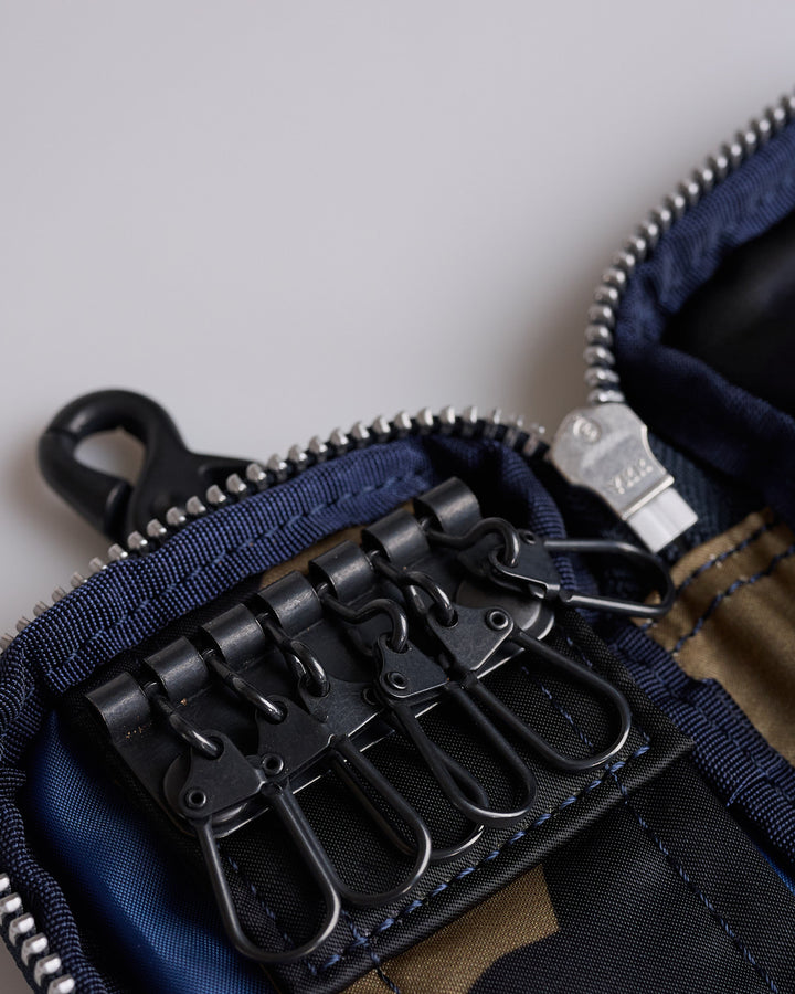 Porter Counter Shade Key Case Woodland Khaki Camo