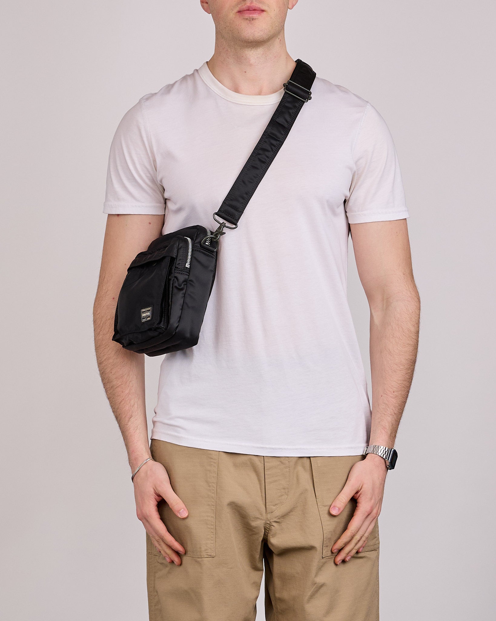 PORTER / TANKER BAG 黒 TANKER(タンカー) SLING BAG W zip(XL) | 吉田カバンホームページ