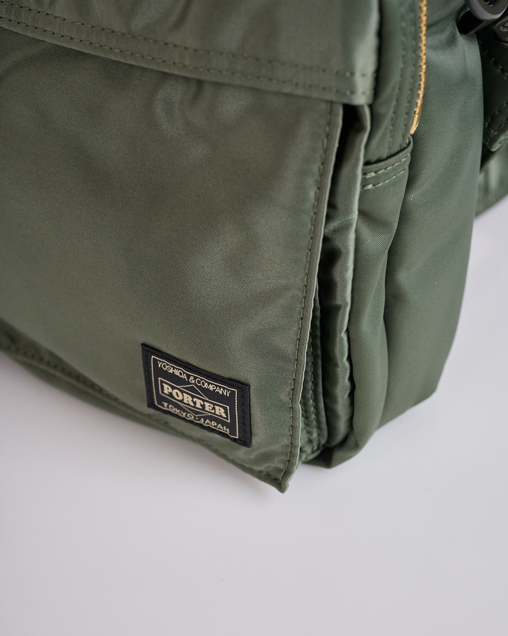 Porter Tanker Vertical Bag Sage Green – LESS 17